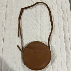 Portland Leather Large Circle Bag